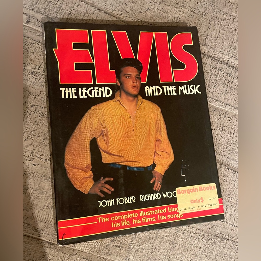 VINTAGE ELVIS THE LEGEND & THE MUSIC HARDCOVER BOOK